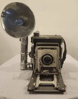 Graflex Speed Graphic 4x5 Press Camera - Kodak Ektar 127mm F4.7